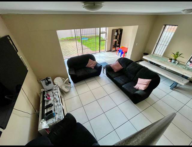 3 BEDROOM PROPERTY TO RENT IN PROTEA HEIGHTS